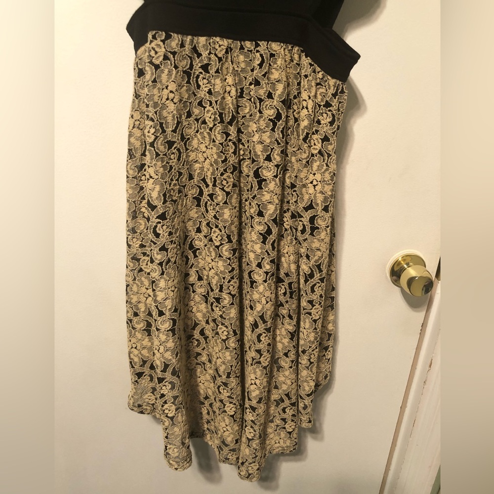 MINE LACED NWOT DRESS HI-LOW SIZE SMALL BLACK AND BEIGE - Picture 11 of 14